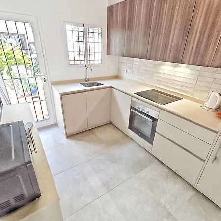 Canovas - Nueva - Pueblo Andaluz 70 Feriehus Nerja